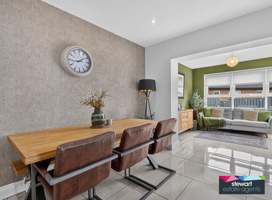 14 Glebe Way, Moira, BT67 0TQ