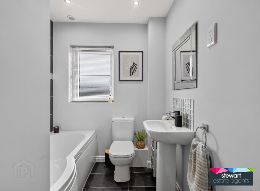 14 Glebe Way, Moira, BT67 0TQ