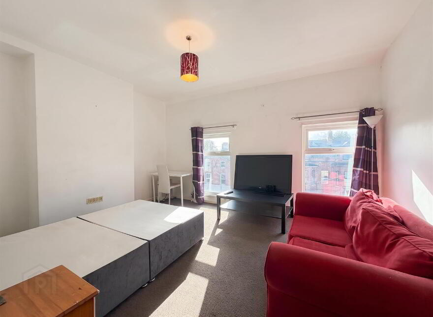 15 Jubilee Avenue, Belfast, BT15 3BX