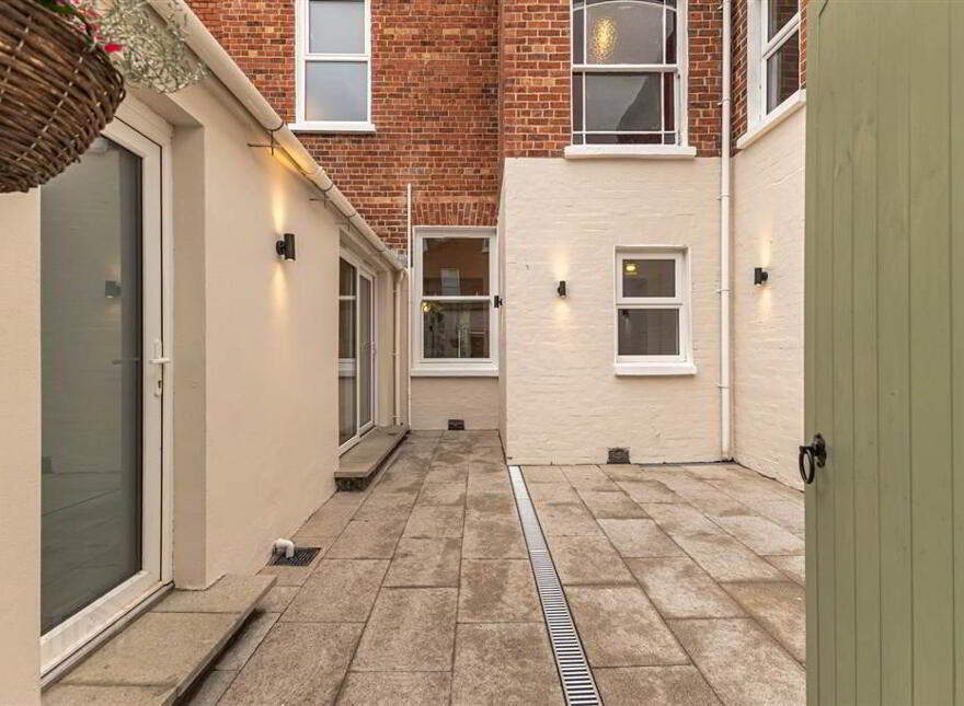 448 Ormeau Road, Belfast, BT7 3HY