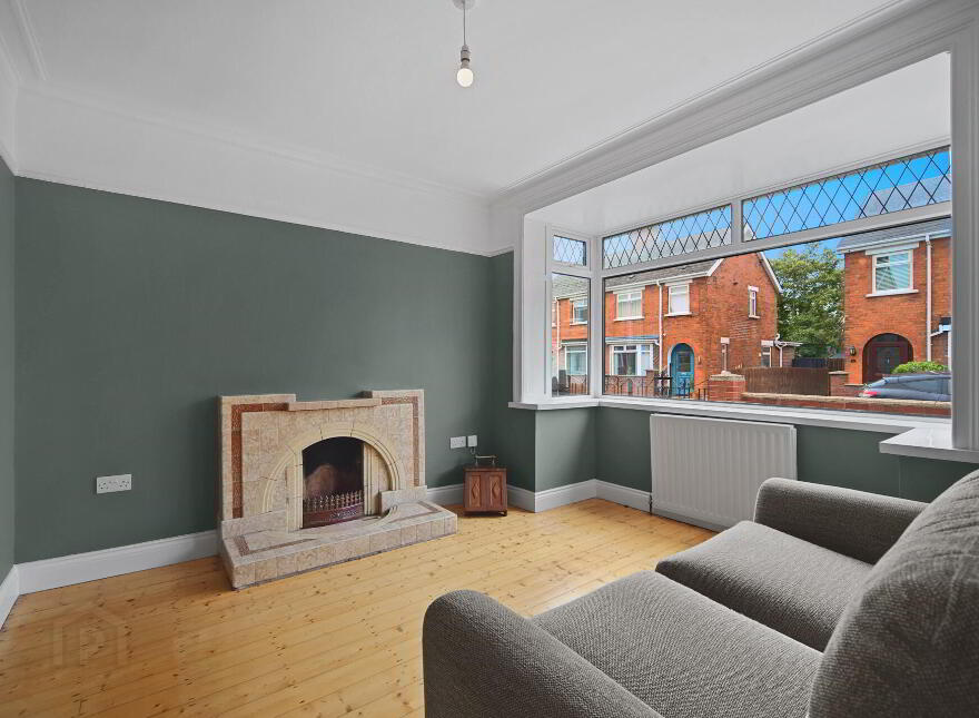 17 Loopland Drive, Belfast, BT6 9DW
