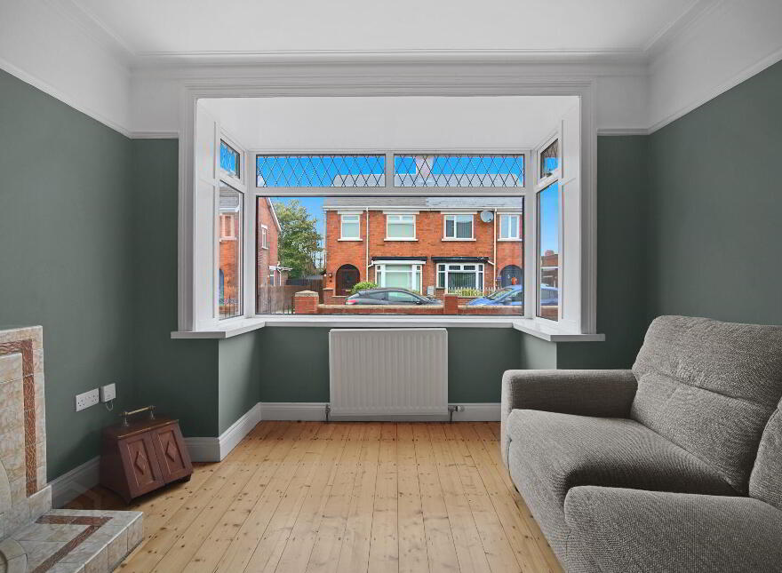 17 Loopland Drive, Belfast, BT6 9DW