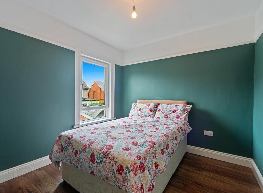 17 Loopland Drive, Belfast, BT6 9DW