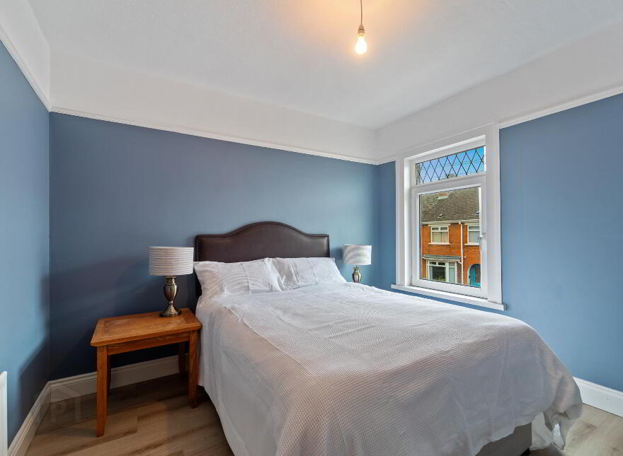 17 Loopland Drive, Belfast, BT6 9DW