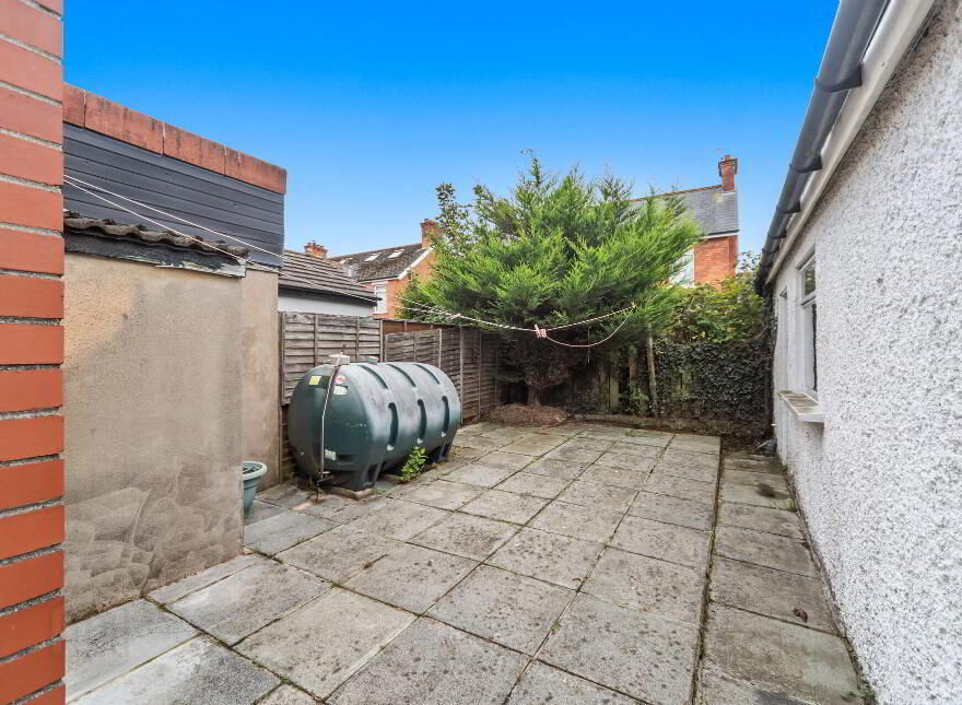 17 Loopland Drive, Belfast, BT6 9DW