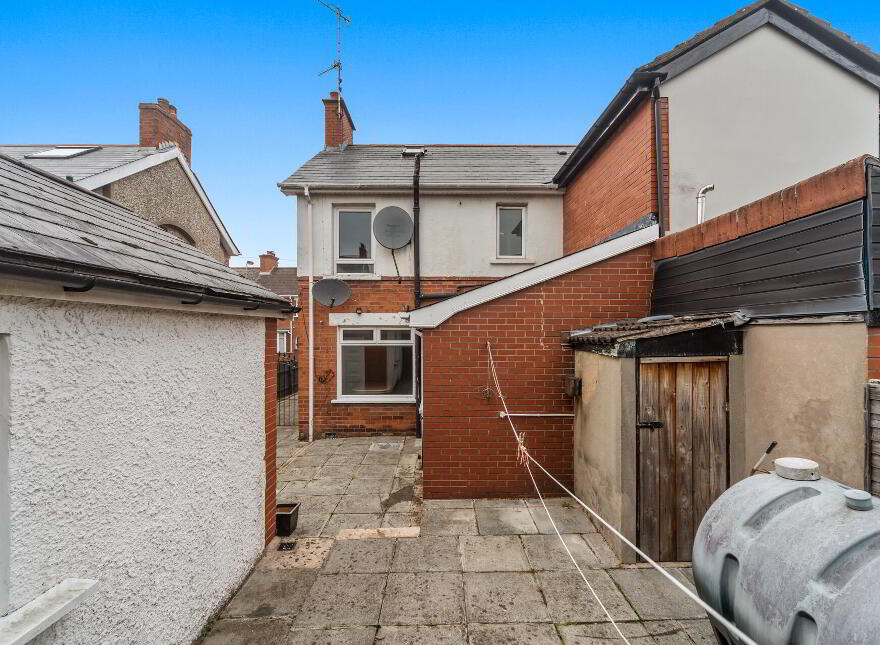 17 Loopland Drive, Belfast, BT6 9DW