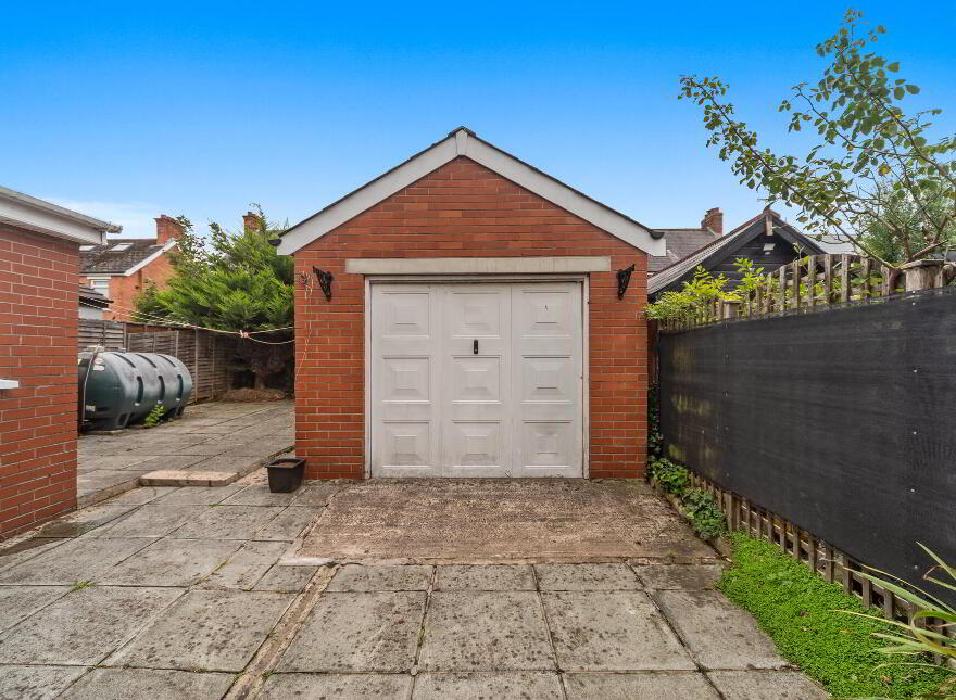 17 Loopland Drive, Belfast, BT6 9DW