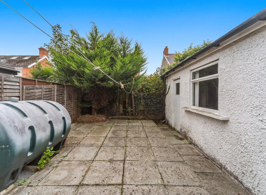 17 Loopland Drive, Belfast, BT6 9DW
