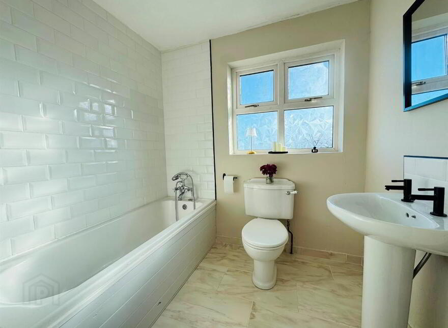 7 Mayfield Road, Hightown Road, Newtownabbey, BT36 7WE