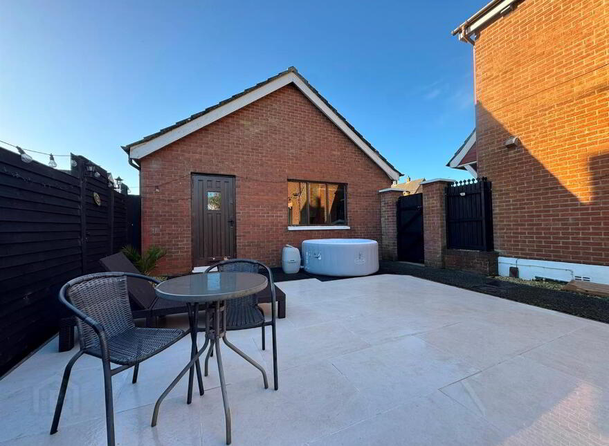 7 Mayfield Road, Hightown Road, Newtownabbey, BT36 7WE