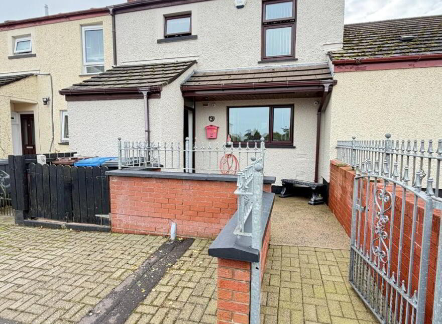 9 Ard Aveen Park, Bessbrook, Newry, BT35 7BX photo