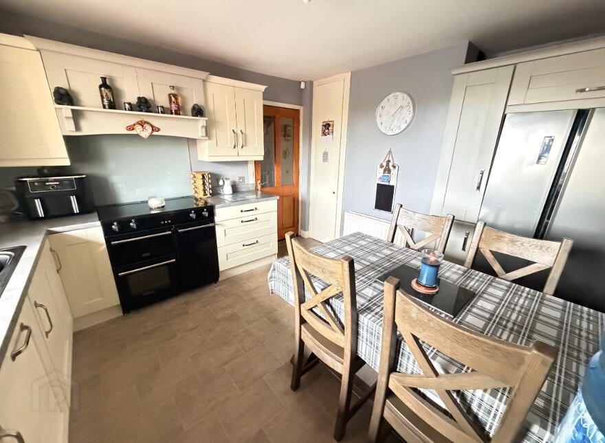9 Ard Aveen Park, Bessbrook, Newry, BT35 7BX