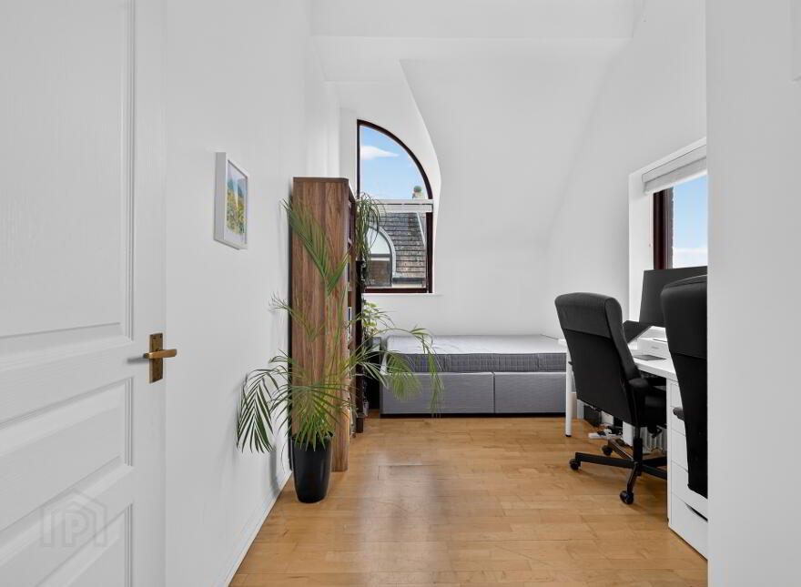 51 St Johns Wharf, Belfast, BT1 3LT