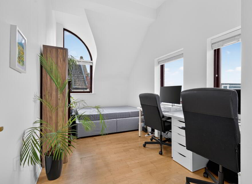 51 St Johns Wharf, Belfast, BT1 3LT