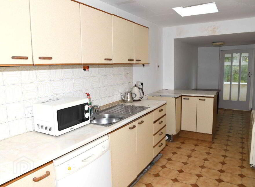 'Reek View', Ballygaddy Road, Tuam, H54R659