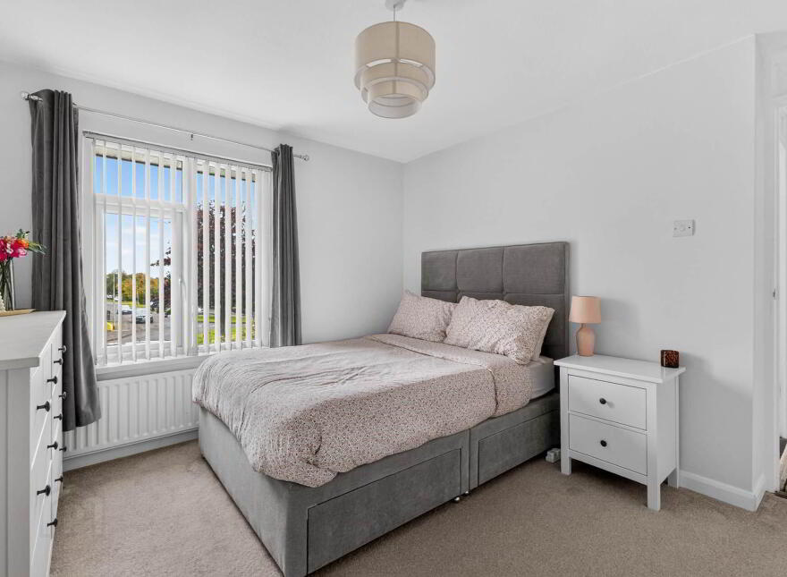 72 Rathvarna Drive, Lisburn, BT28 2UB