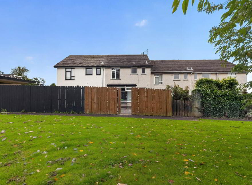 72 Rathvarna Drive, Lisburn, BT28 2UB