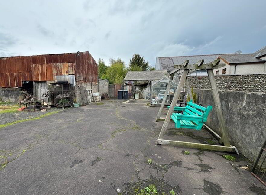 58 Hillhead Road, Ballycarry, BT38 9HE