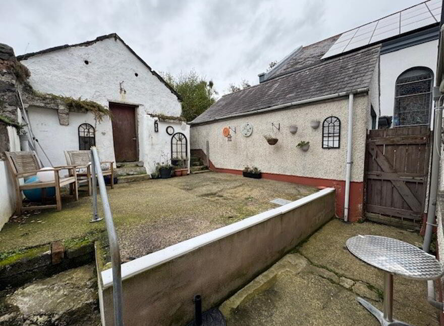 58 Hillhead Road, Ballycarry, BT38 9HE