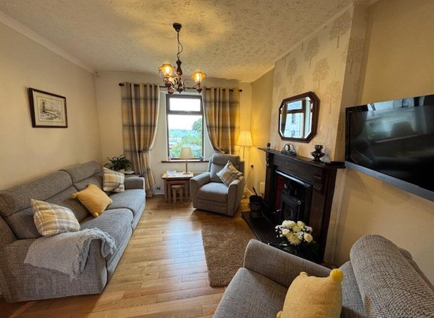 58 Hillhead Road, Ballycarry, BT38 9HE