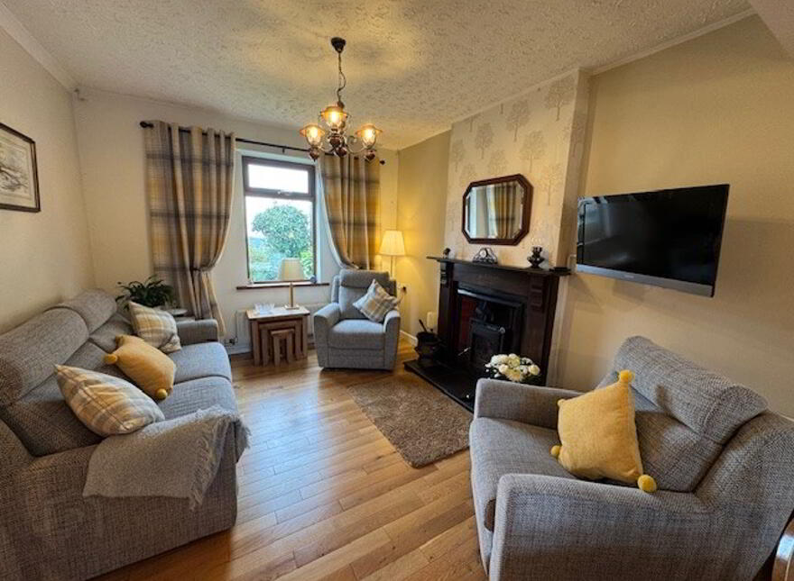 58 Hillhead Road, Ballycarry, BT38 9HE