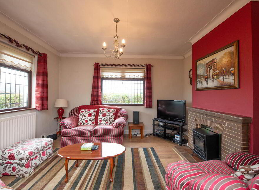 24 Moss Road, Newtownabbey, BT36 5JY