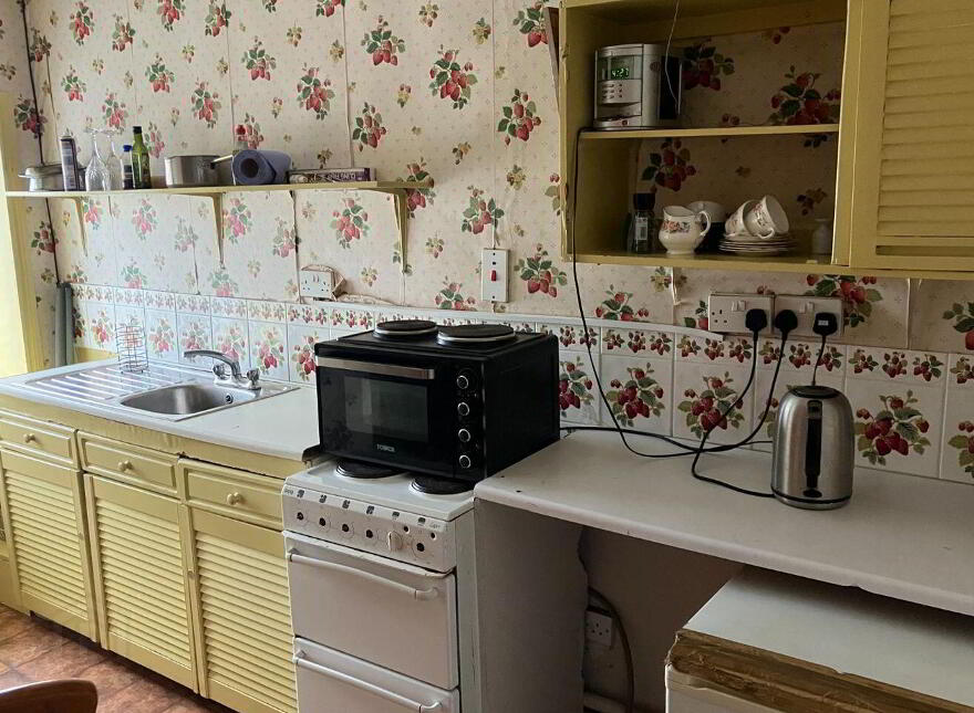 30 Broad Street, Charleville, P56PD35