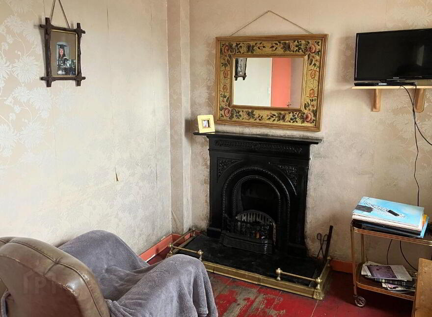 30 Broad Street, Charleville, P56PD35
