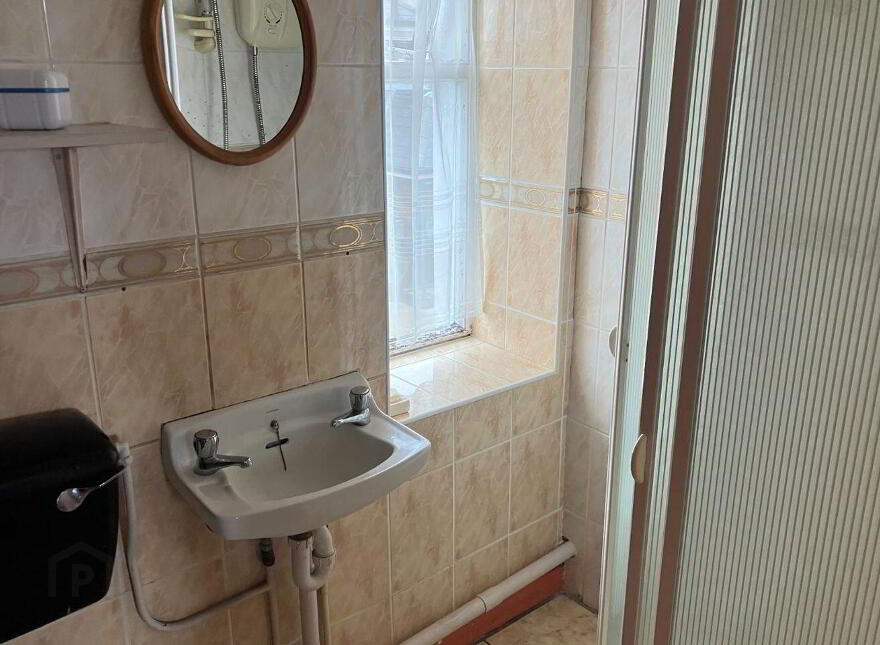 30 Broad Street, Charleville, P56PD35