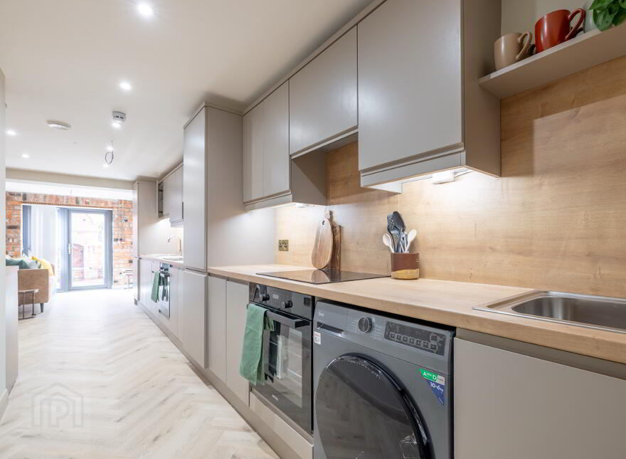 71 Southwell Road, Bangor, BT20 3AE