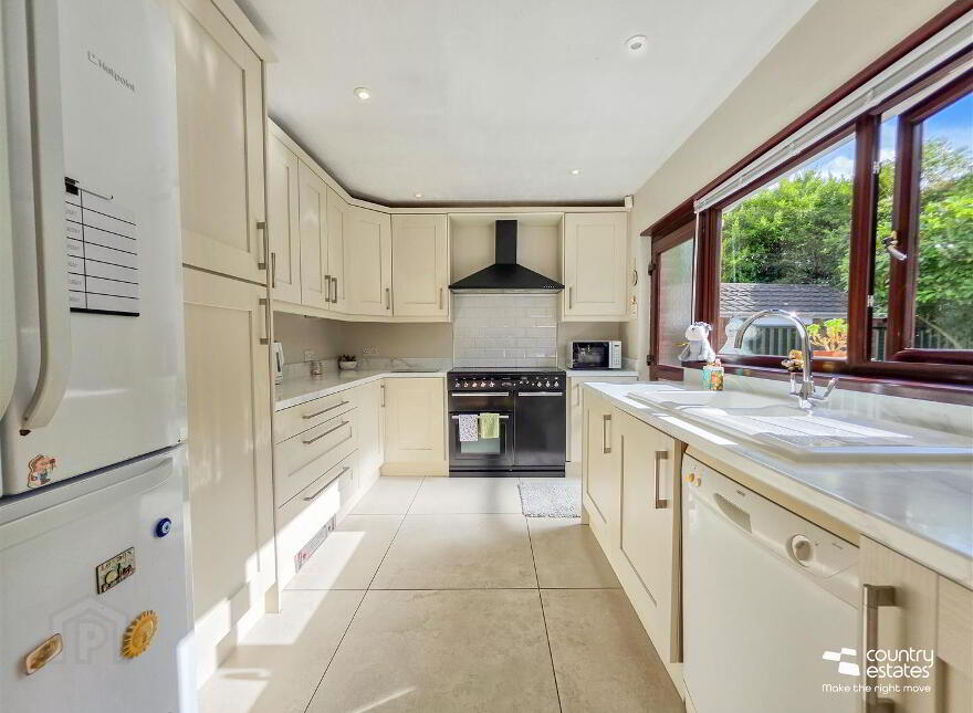 24 Glenwell Grove, Newtownabbey, BT36 7TD