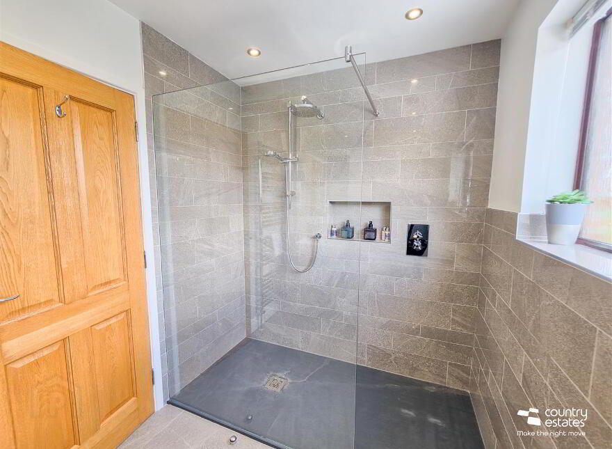 24 Glenwell Grove, Newtownabbey, BT36 7TD