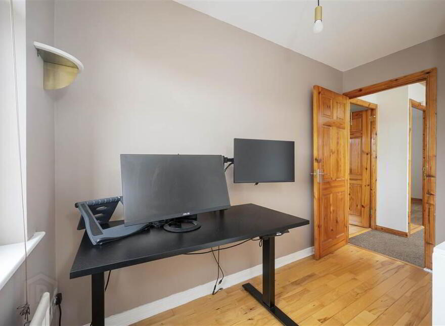 18 Ashmount Park, Belfast, BT4 2FJ