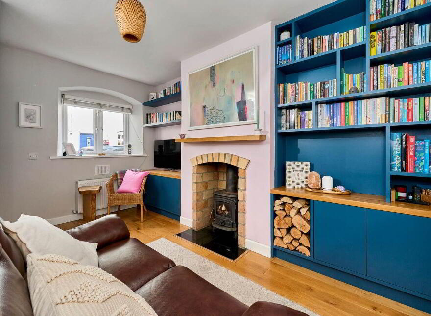 3 New Row, Chapelizod, Chapelizod, D20X430