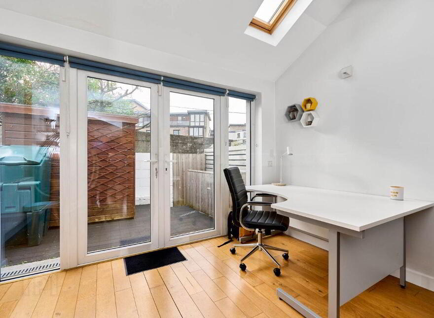 3 New Row, Chapelizod, Chapelizod, D20X430