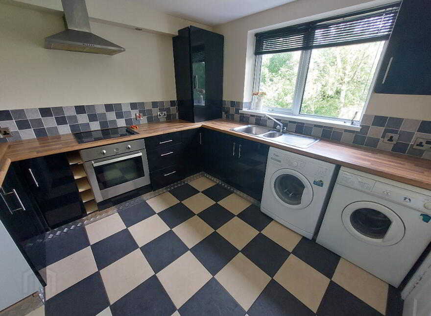 9 Trafalgar Court, Waterside, Londonderry, BT47 6NR