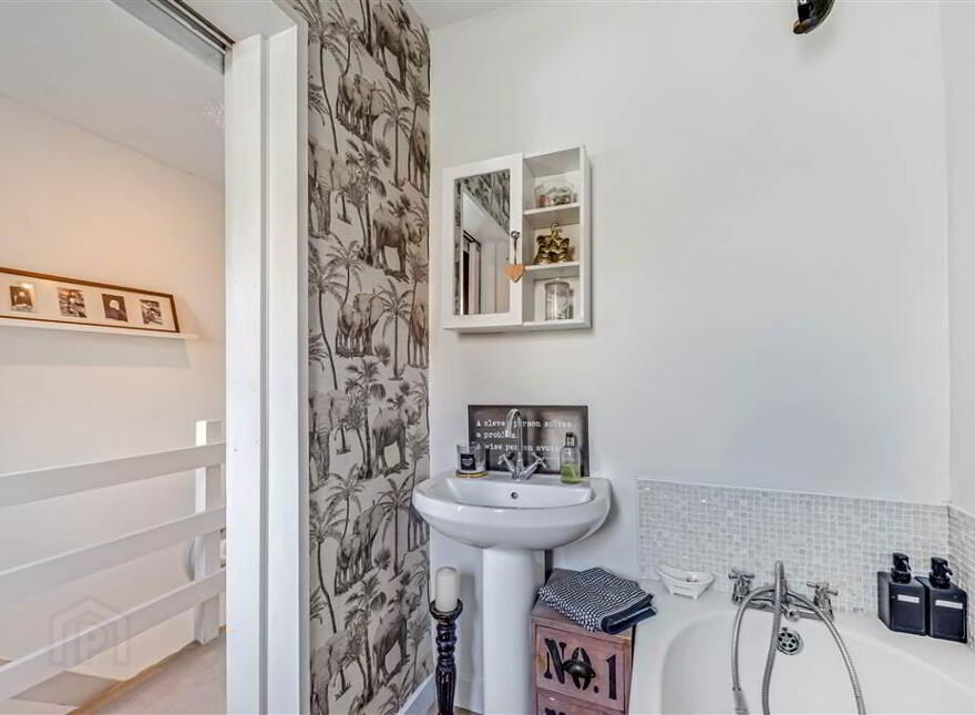 117 Locksley Park, Finaghy, Belfast, BT10 0AT