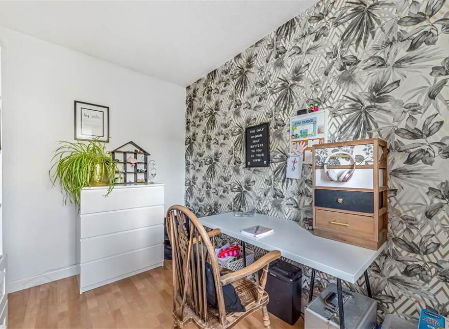 117 Locksley Park, Finaghy, Belfast, BT10 0AT