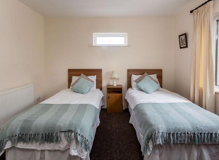 Padua, Aghada Hall, Aghada, Midleton, P25NV61