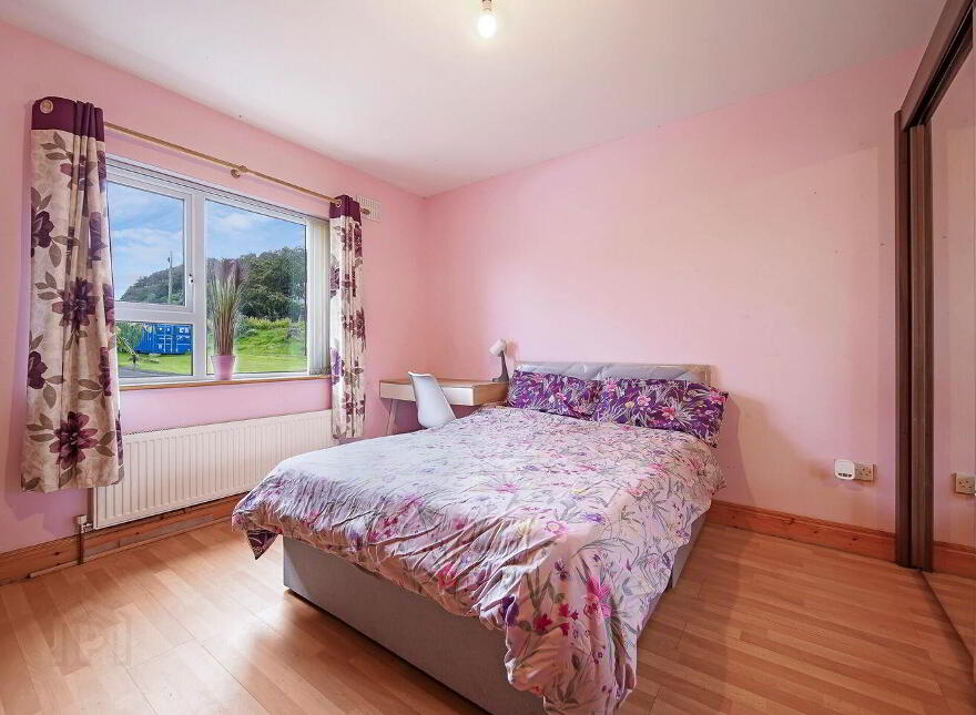 Pinecrest, Tirhomin, Milford, F92E172