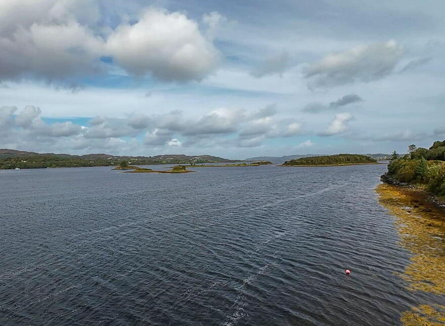 Pinecrest, Tirhomin, Milford, F92E172