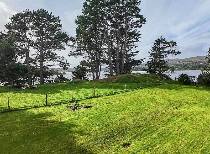 Pinecrest, Tirhomin, Milford, F92E172