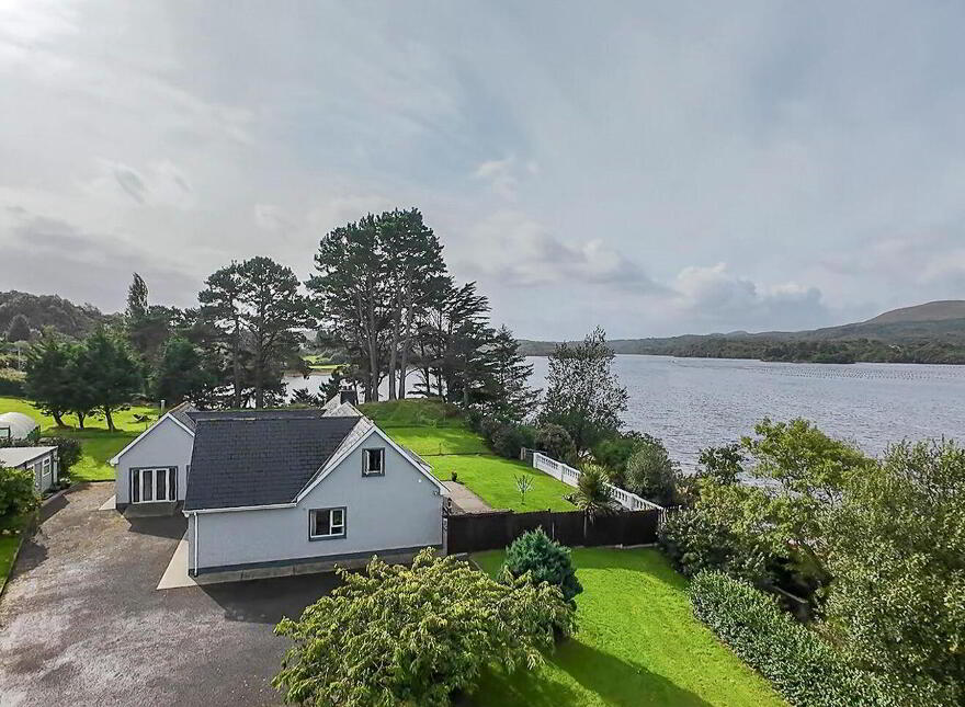 Pinecrest, Tirhomin, Milford, F92E172