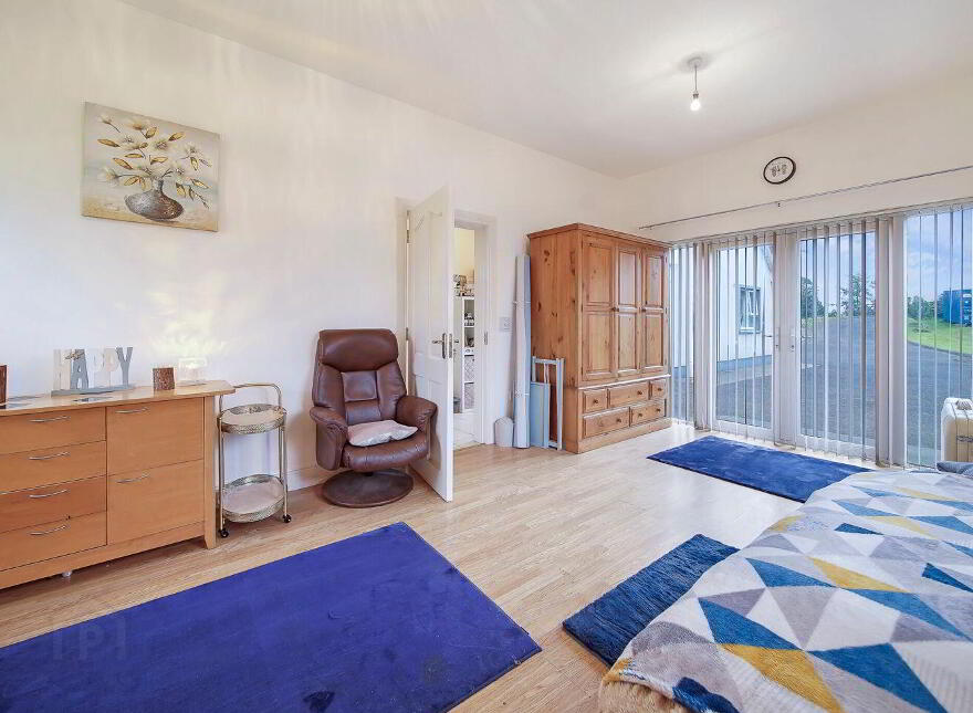 Pinecrest, Tirhomin, Milford, F92E172
