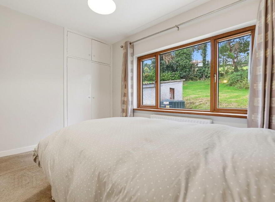 Annerview, Mountain Road, Glendalough, E91P821
