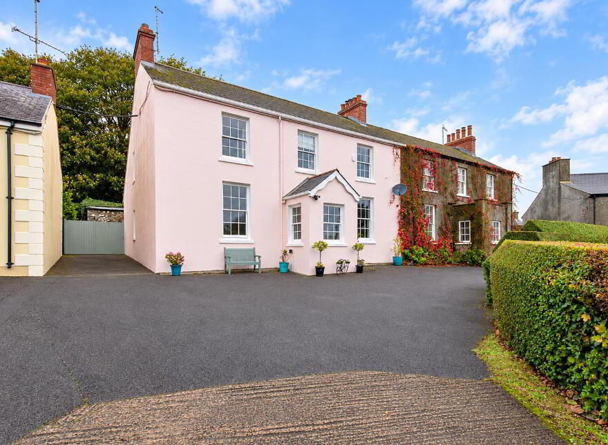 5 The Crescent, Ardglass, BT30 7SB
