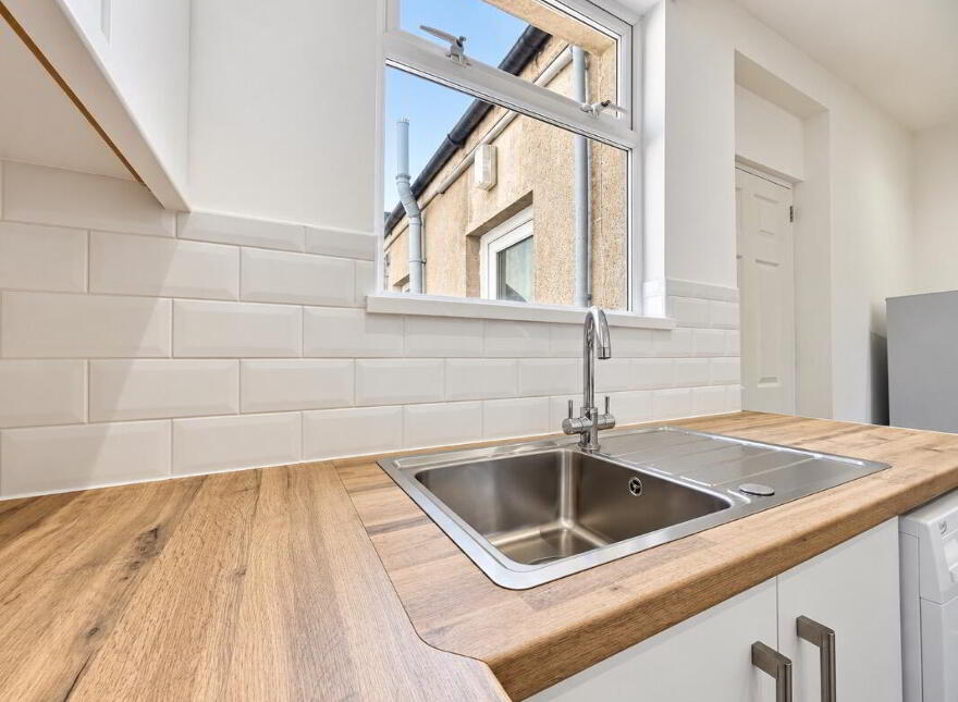 102 Benburb Street, Belfast, BT12 6JJ