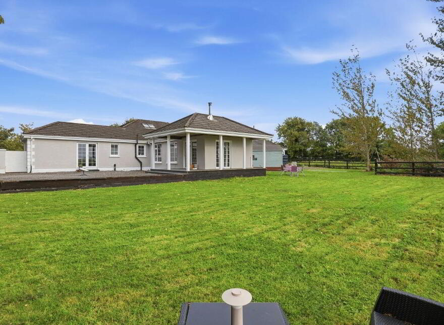Borranstown, Ashbourne, Garristown, A84HP08