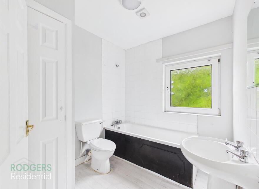 24 Silverstream Park, Belfast, BT14 8GU