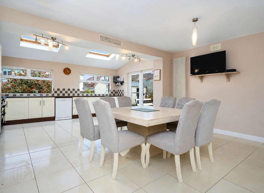 39 Daletree View, Ballycullen, Ballycullen, D24